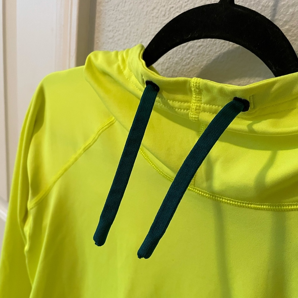 Neon yellow Nike dry-fit hooded pullover - Picture 2 of 3